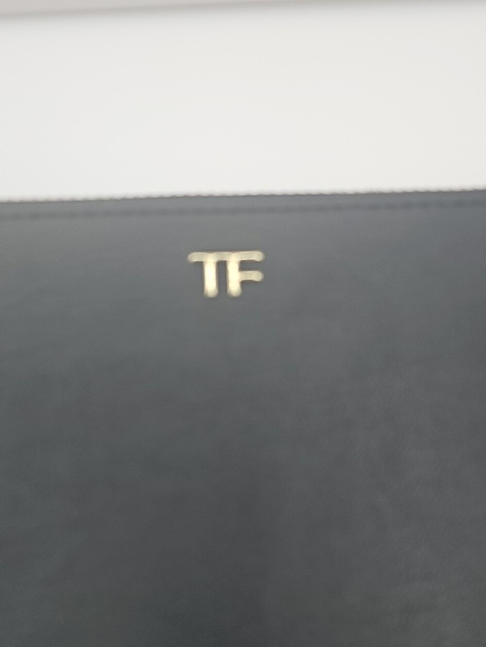 Tom Ford Black Leather Zip Pouch with Gold TF Logo - Picture 4 of 8
